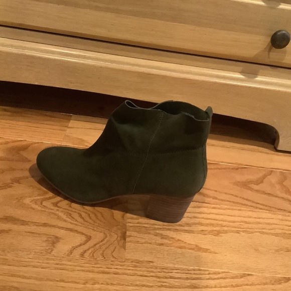Steve Madden Booties - Picture 3 of 4